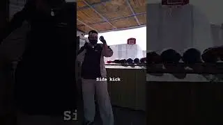Side kick.. easy and powerful 🧎#boxingtraining #kickboxingclass  #easysteps