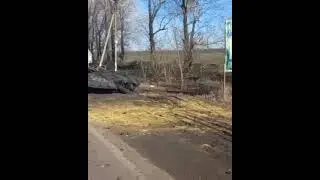 Russian T-80 Tanks Destroyed by Ukraine Forces #shorts #ukrainewar #blomjr