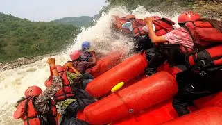 Rafting in rishikesh 😱🔥 Dangerous adventure #rishikesh 