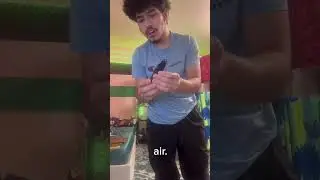 How does a lung trainer work? #lungtrainer #pleuratrainer #memes #funny #smartphone