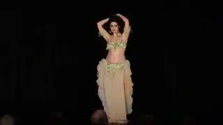 Aslahan at the Austin Belly Dance Convention 2015