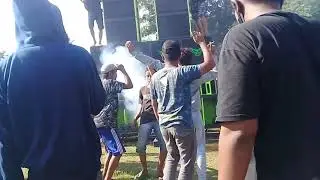 WNW audio lagi memutar dj andalan riswanda