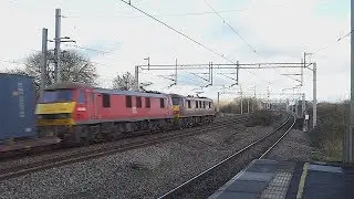 Double Headed DB Cargo Class 90s pass Tamworth (30/1/19)
