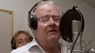Sku' gammelt venskab helt bli' glemt - Skuld' gammel venskab rejn forgo - Auld lang syne