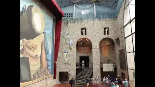 Dal&iacute; Theatre Museum - Figueres, Spain