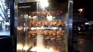 Grill chicken making technique 😋 👌 Walching ,see amazing Golden colour it is #dubai #travel #grill 