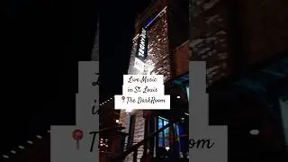 Live Music at the Dark Room in St. Louis, MO.  #livemusic #stlouis #livemusicvenue #travelshow