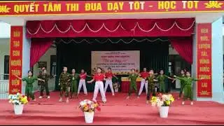 múa hát sân trường chào mừng 81 năm ngày thành lập Quân đội nhân dân Việt Nam 22/12