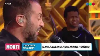 Camila canta 