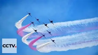 Red Arrows give first display in China