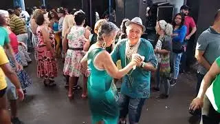 A FEIRA  DE SÃO  CRISTÓVÃO  E ASSIM  E NO TALENTO.
