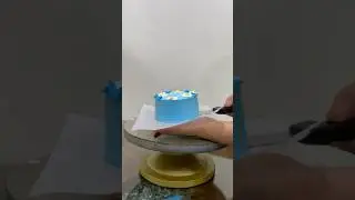 How to transfer Cake in a Bento Box #cake #youtube #youtubeshorts #shortvideo #trending  #viral