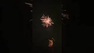Rakettien ammunta video