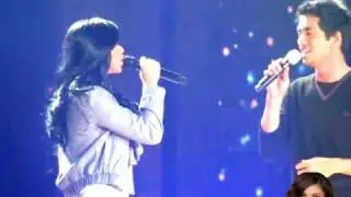 Sarah Geronimo & Rico Blanco - Your Universe duet OFFCAM (17May09)