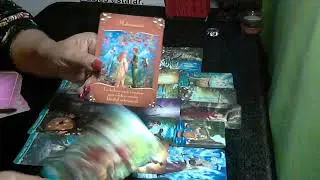 Qué siete y piensa cuando ve tus estados y fotos? tarot interactivo
