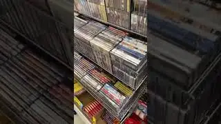 Ого, сколько дешёвых фильмов. #movie #movietok #dollartree #dvd #bluray #movies #wow