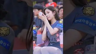 Korean Model (Lee Ju-Eun) pikki pikki&nbsp;Dance