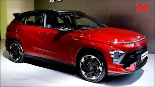 Новый Hyundai Kona Electric N Line 2025 года, цвет Ultimate Red Metallic: детализированная фотография экстерьера и интерьера в разрешении 4K