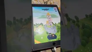 Playing #applearcade for the first time #games #ipadgames #applegames #funny