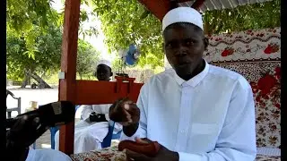 ENTRETIENT EN POULAR AVEC LE KHALIF DE LA COMMUNUATE MBACKE ROUHOU DE SARE NGAGNE
