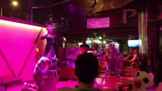 Tommy's Pub dance show