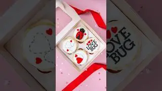 Ladybird Cake Topper #cakeshorts #fondantopper #cupcakeshorts #cupcakes #cakedesign