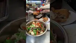 #travel #cambodia #bbq #capitalcity #khmer #food #phnompenh #video #shorts #chicken #lunch