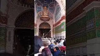 Entrance gate Riyazul Janna of Masjid E nabawi. Please 🙏 subscribe my youtube channel thanks.