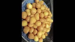 sweetball with honey and sesame seeds.. ..