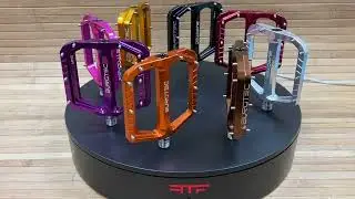 Burgtec MK5 Penthouse Flat Pedals / Pedale