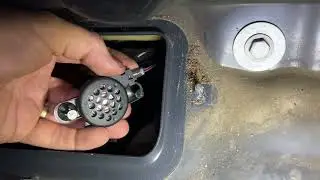 VW Parking Sensor Buzzer/Speaker Fault H22 | P01625 | 8E0 919 279