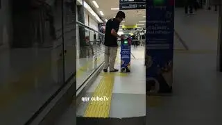 Jakarta Style #shorts #jakartalife #dailywalk #fyp #buslife #trending #urbanjourney #viralvideos