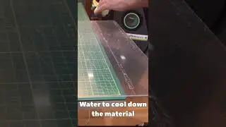 How to cut plastic plexiglass with Dremel 670 #shorts