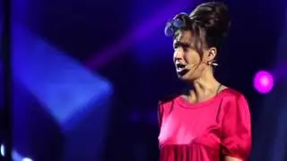 Eurovision 2013 hostess Petra Mede sings Hold Me (Azerbaijan)