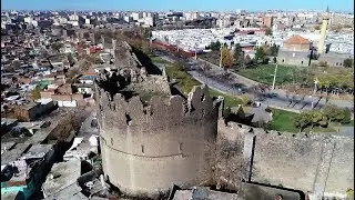 Sur'da yeniden inşa edilen evlerde sona doğru