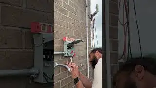 Swapped fused disconnect for non-fused ✅ Code compliant, clean, and safe! ⚡ #VoltusEnergySolutions