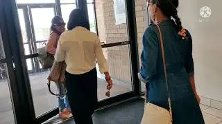 Pueblo Mall shops