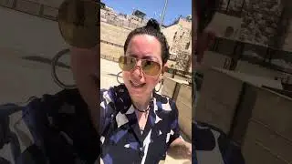 It’s recommended that you dress modest when coming to the kotel but as we know, modesty is a