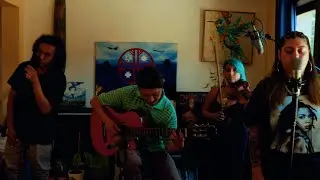 Tus Labios - Fer Maquehue, Sativanderground, Delair&euml; y Mamaviolinistaviajera. (Versi&oacute;n ac&uacute;stica)