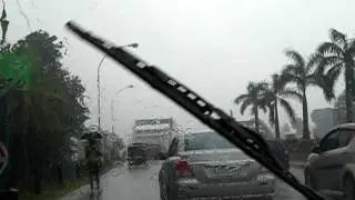 Heavy Rain Captured from Aluva Marthanda Varma Bridge, Kerala