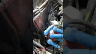 Diagnosing a Hard to Find Vacuum Leak on a BMW E30 | Quickest and Easiest Method