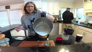 Ванильные сливки для кофе с кешью и молоком