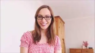 All hot girls love programmers - Start learning how to code on  