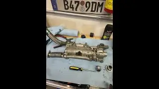 ПОЛНОЕ СНЯТИЕ МАСЛЯНОГО НАСОСА И САЛЬНИКОВ FERRARI 458