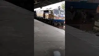 Avadh Assam Express Dibrugarh to Lalgarh train No :- 15909 #avadhassamexpress #kanpur #trending