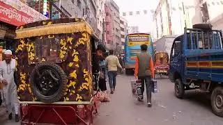 সুন্দরবন মার্কেটের পাশে  ঢাকা।
