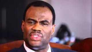 Hall of Famer David Robinson | Explains the Handup Movement