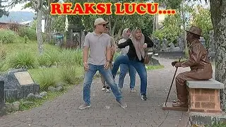 Itu adalah lelucon patung hidup musim hujan paling gila, living statue , human statue prank