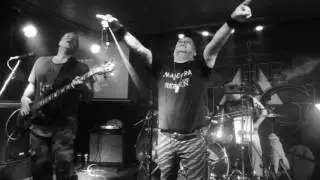 Mandora - Crazy Horses & Pretty Vacant  (Osmands & Sex Pistols covers)