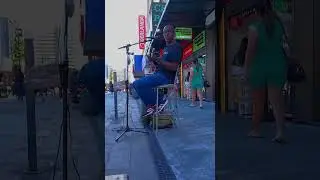 🎶 Street vibes  &mdash; Itaja&iacute; brazil 🇧🇷 #streetperformance #brazil #streetmusic 